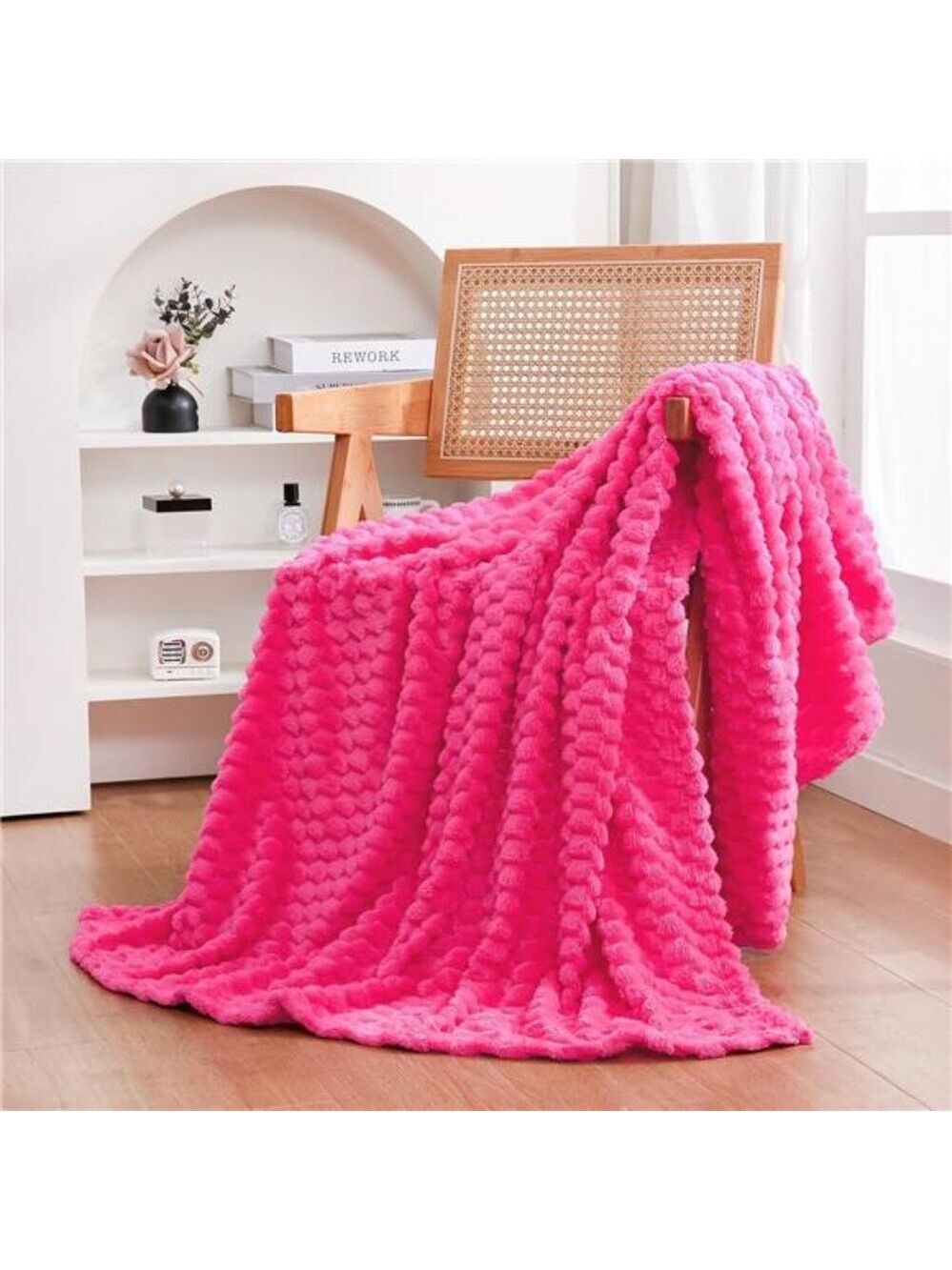 hot pink throw blanket fuzzy soft plush fleece lightweight cozy couch sofa bed
